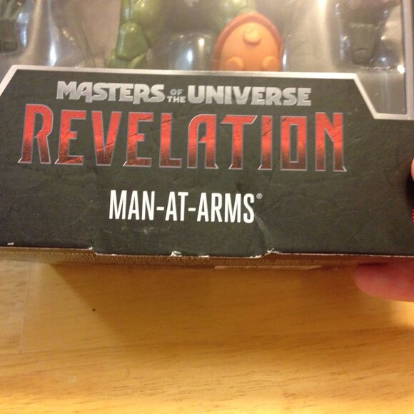 Masters of The Universe Revelation Man-At-Arms - Picture 6 of 8